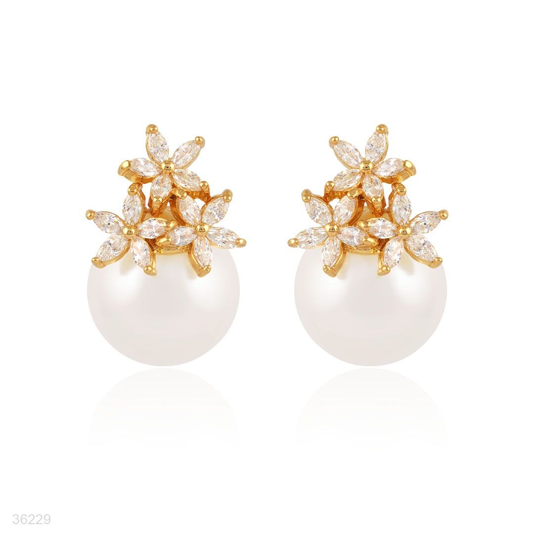 BLOSSOM CLUSTER ZIRCON GOLD EARRINGS WITH PEARL
