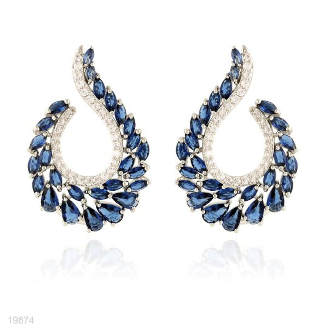 CLASSY WAVE WREATH BLUE EARRINGS