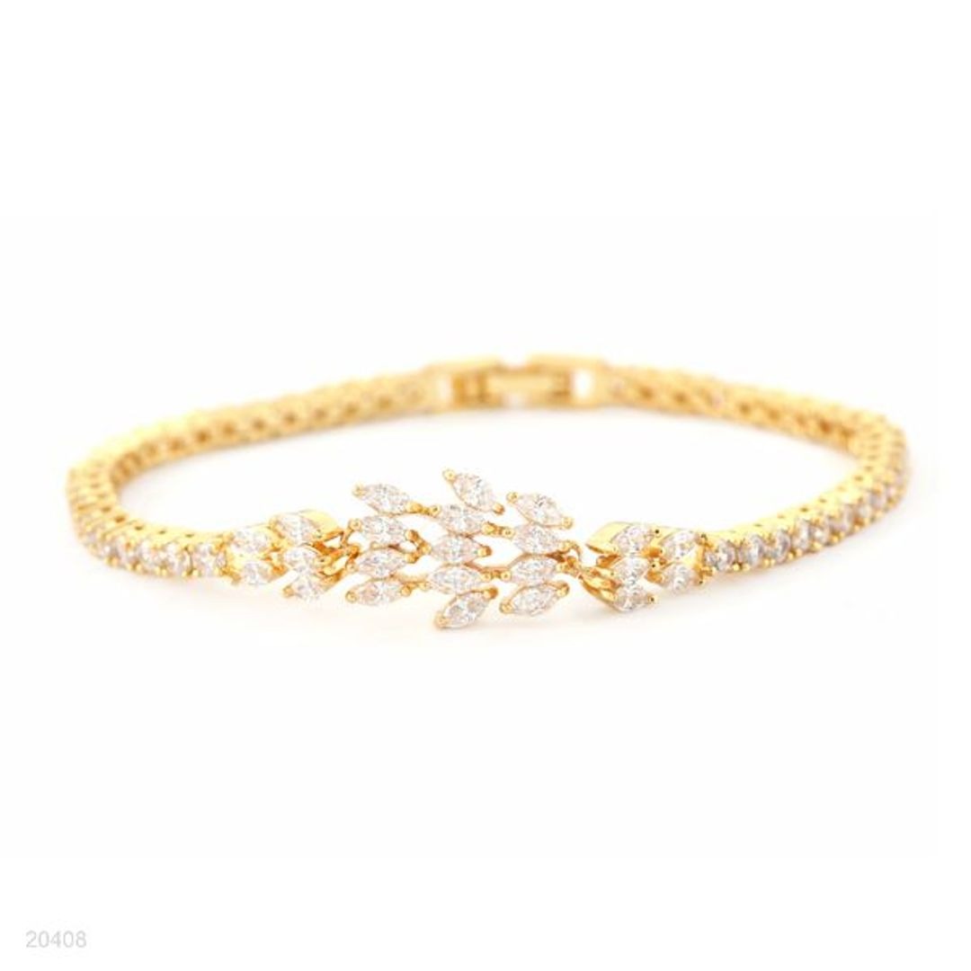 FEMININE THIN GOLD LEAF BRACELET