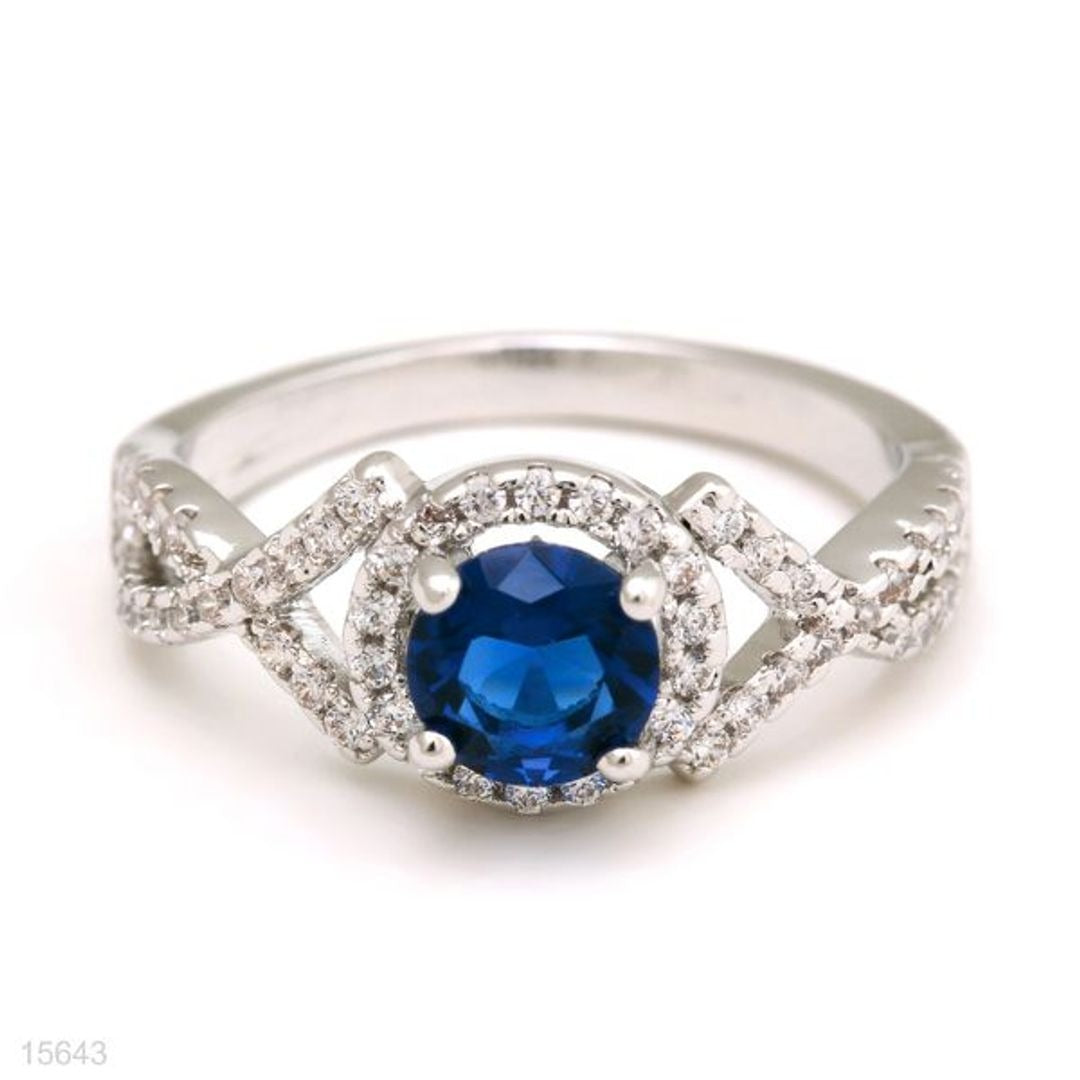 CROSSOVER ORNATE SOLITAIRE RING