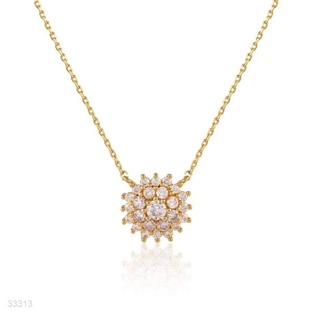 STRIKING STAR GOLD PENDANT