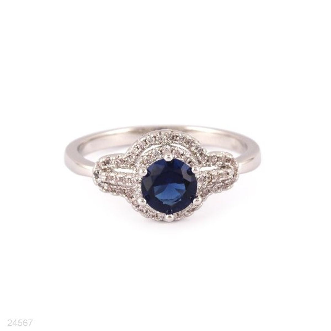 STUNNING BLUE RING