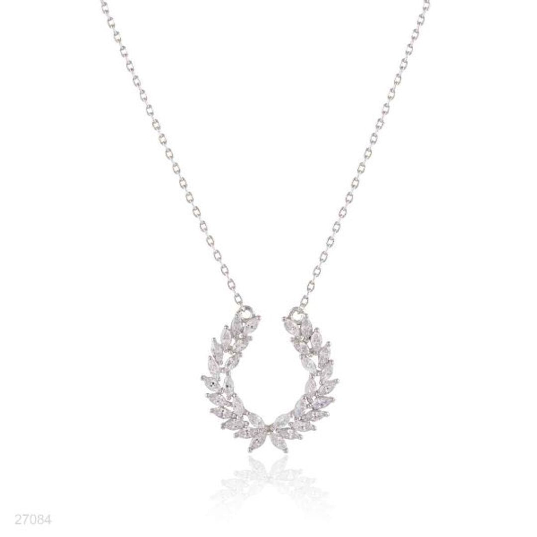 STYLISH SILVER WREATH PENDANT